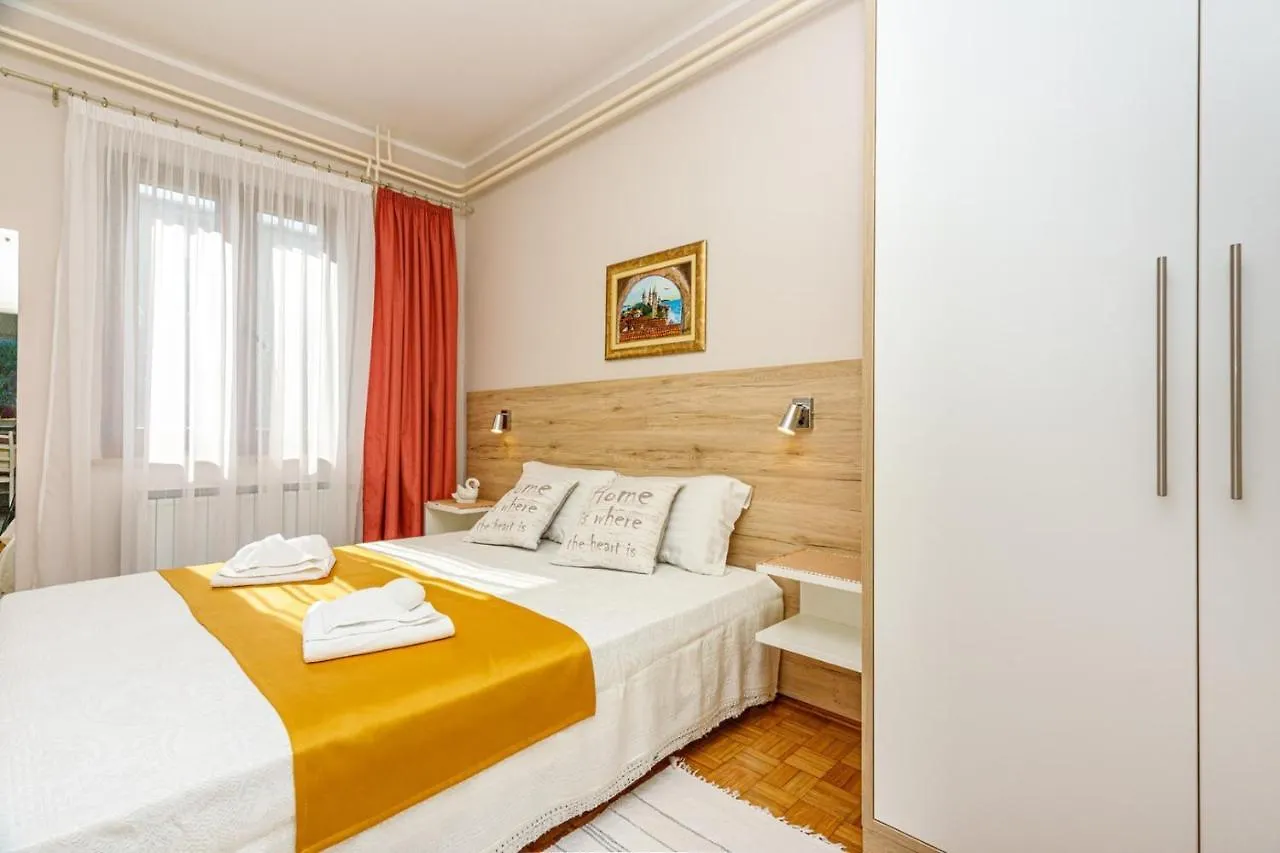 Πανσιόν Apartments Franelic Ουμάγκ Κροατία